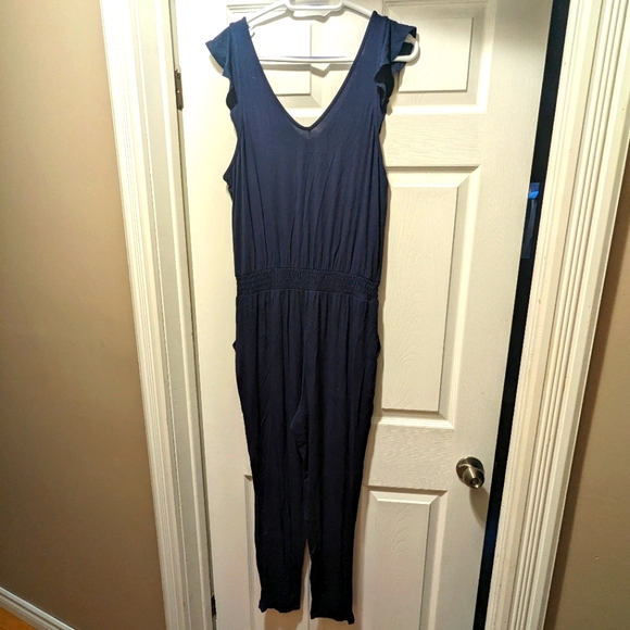 Flutter Sleeve Jumpsuit - Picture 3 of 7